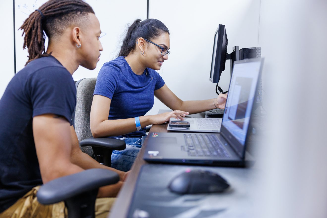 U.S. News Ranks Florida Tech’s Online Programs Among Best