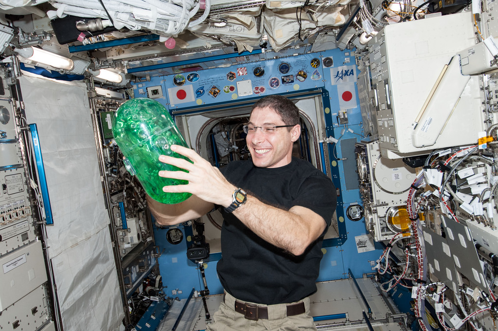 Slosh Expiriement on the ISS