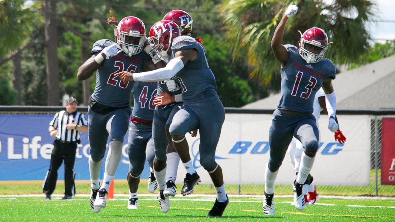 Photo of Florida Tech Knocks Off Newberry, 17-10, in Defensive Home Opener