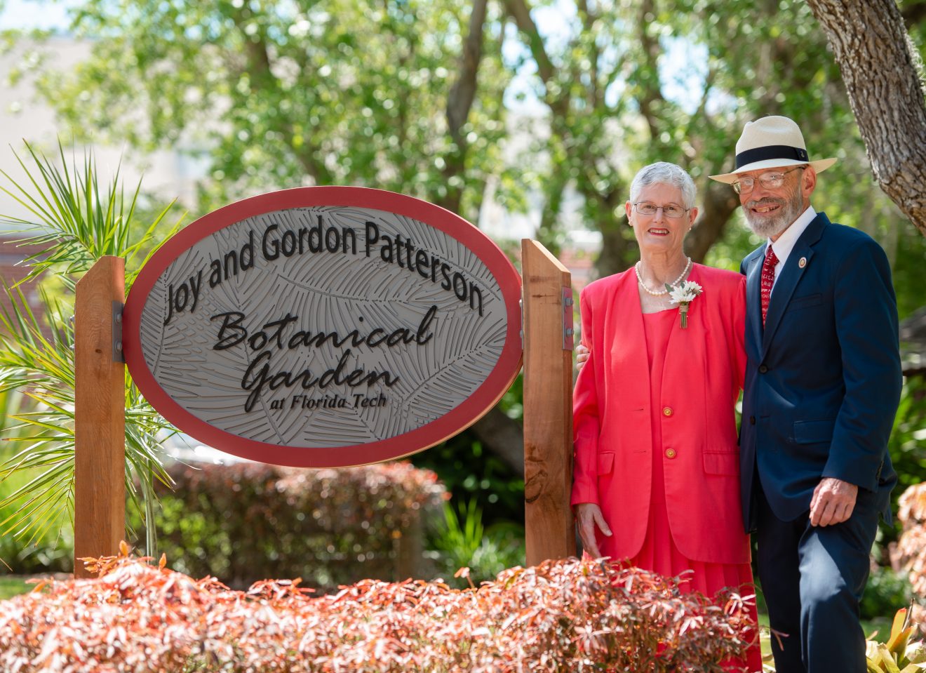 Photo of Joy and Gordon Patterson Celebrated at Botanical Garden Naming Ceremony