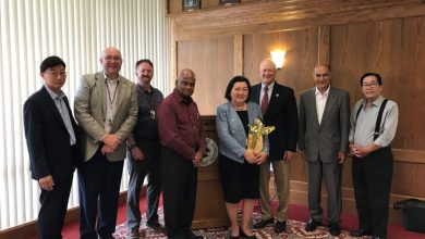 Photo of American University in Vietnam Founder Visits Florida Tech