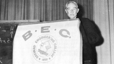 Photo of Secret History: J. Robert Oppenheimer Comes to ‘Countdown College’