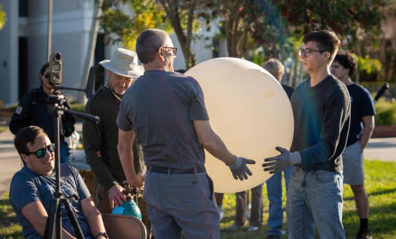 Photo of Meteorology Students, Faculty Deploy Weather Balloon from Crawford Green